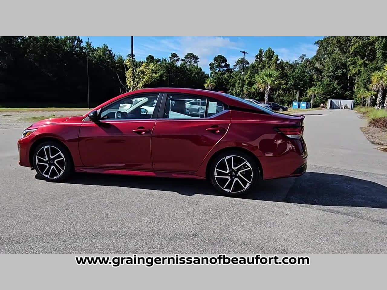 2025 Nissan Sentra SR