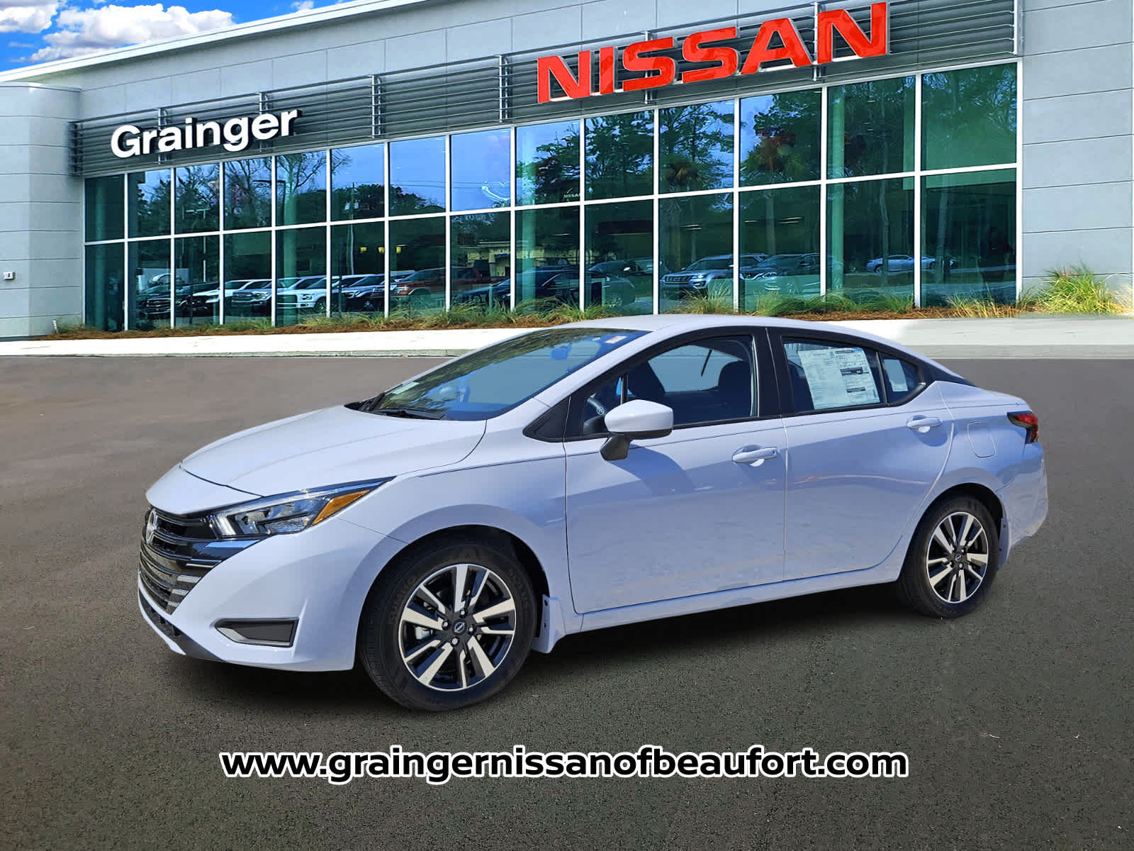 2025 Nissan Versa SV