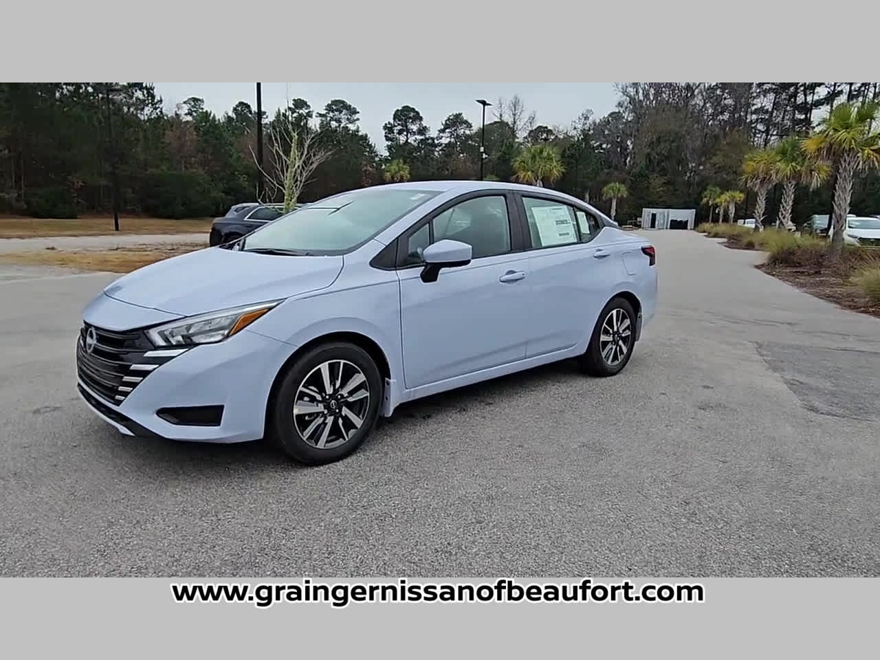 2025 Nissan Versa SV