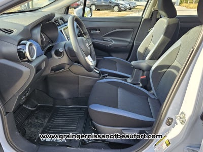 2025 Nissan Versa SV
