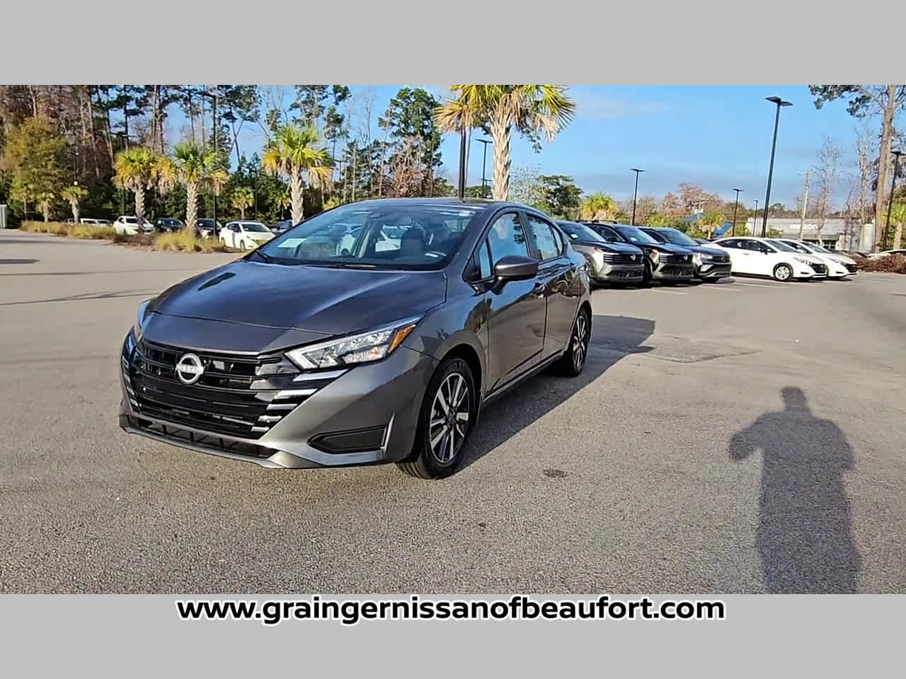 2025 Nissan Versa SV