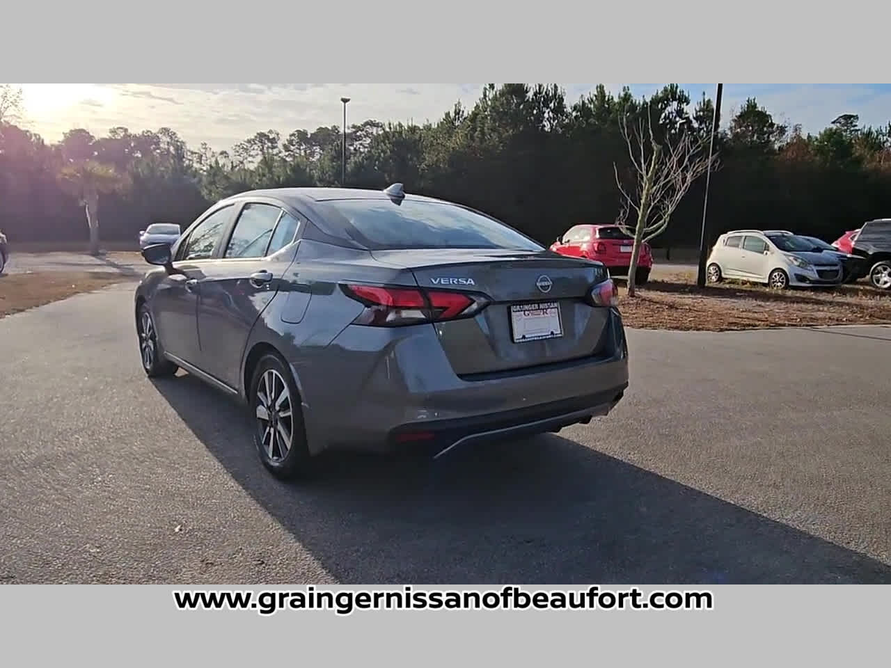 2025 Nissan Versa SV