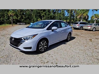 2025 Nissan Versa SV