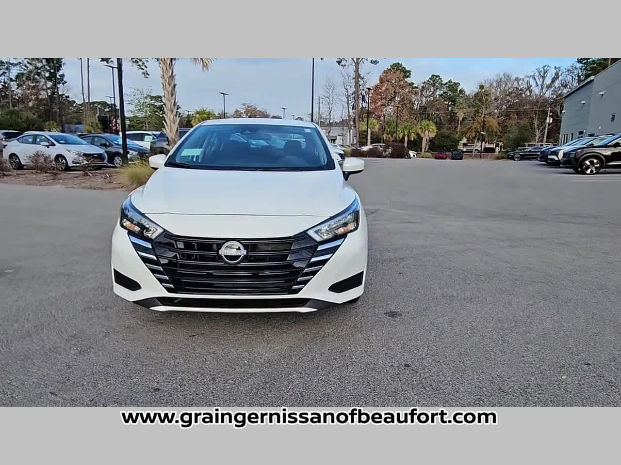 2025 Nissan Versa SV