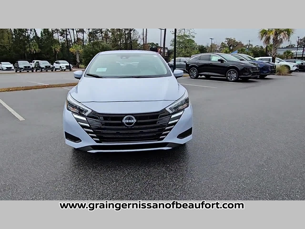 2025 Nissan Versa SV