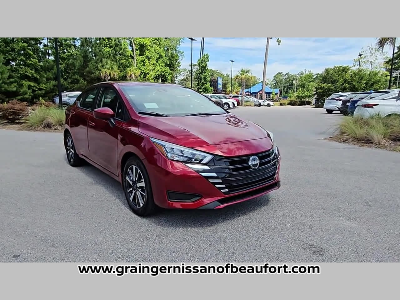 2025 Nissan Versa SV