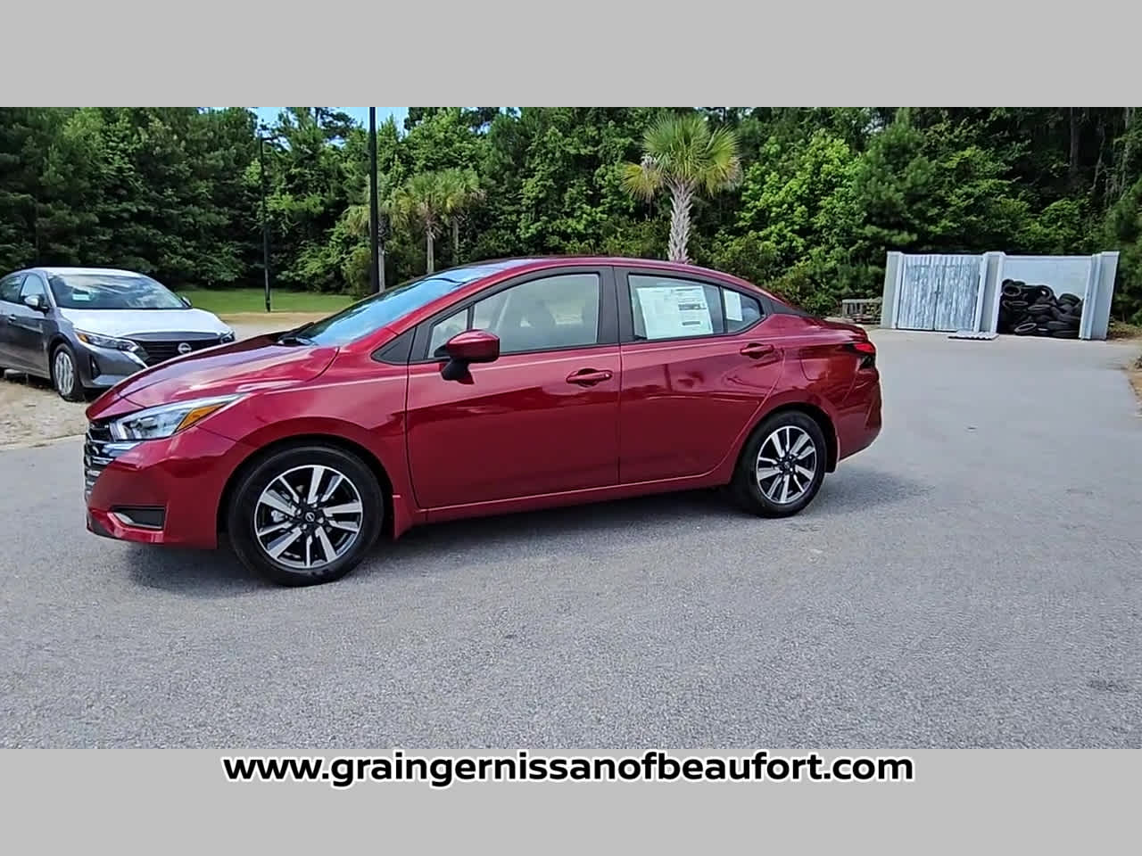 2025 Nissan Versa SV