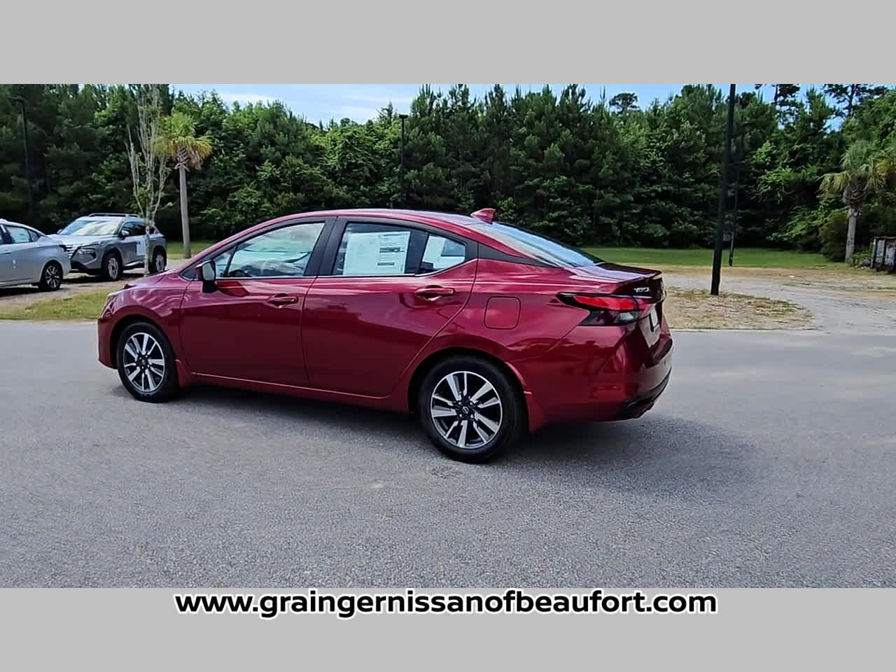 2025 Nissan Versa SV