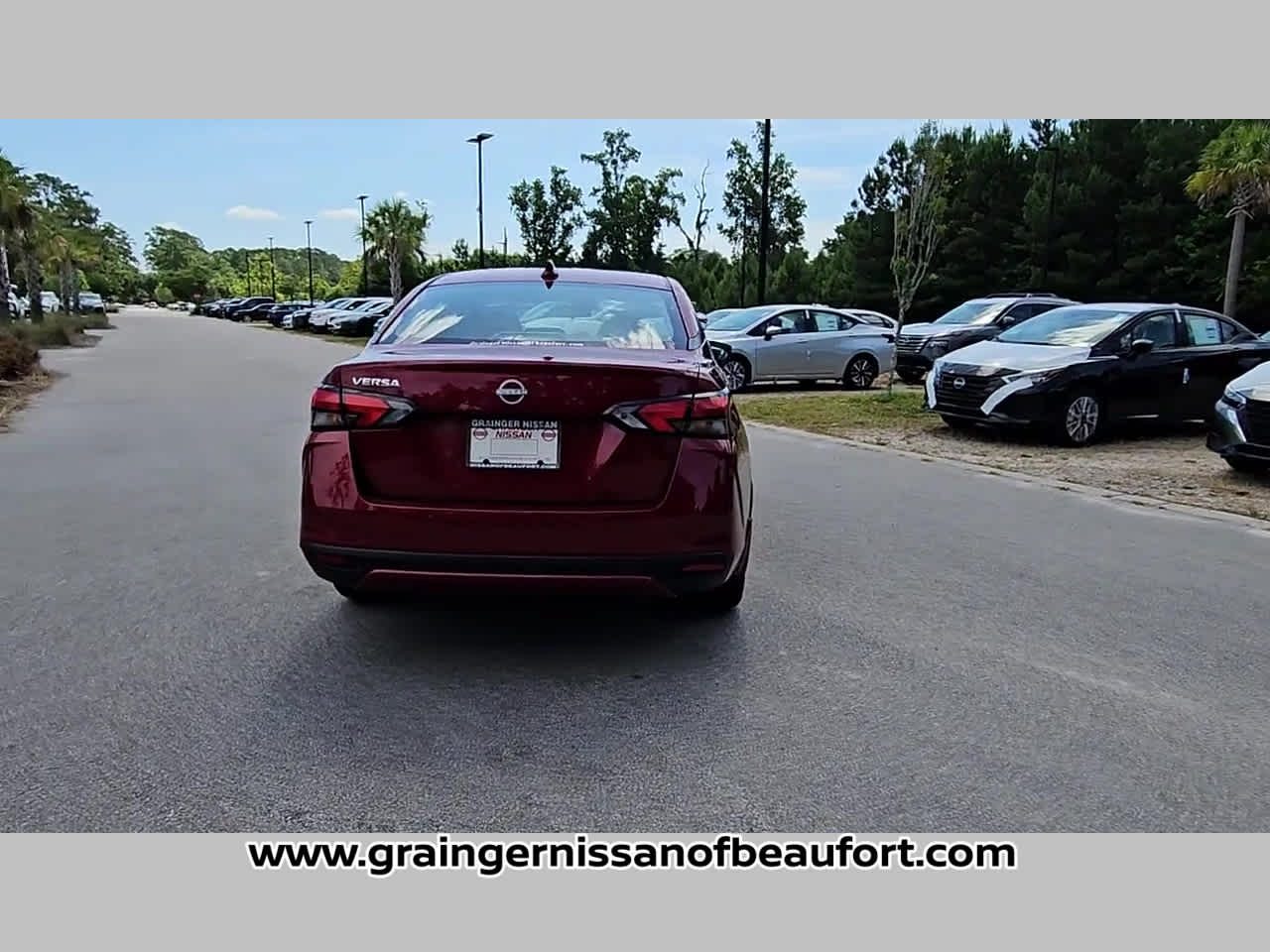 2025 Nissan Versa SV