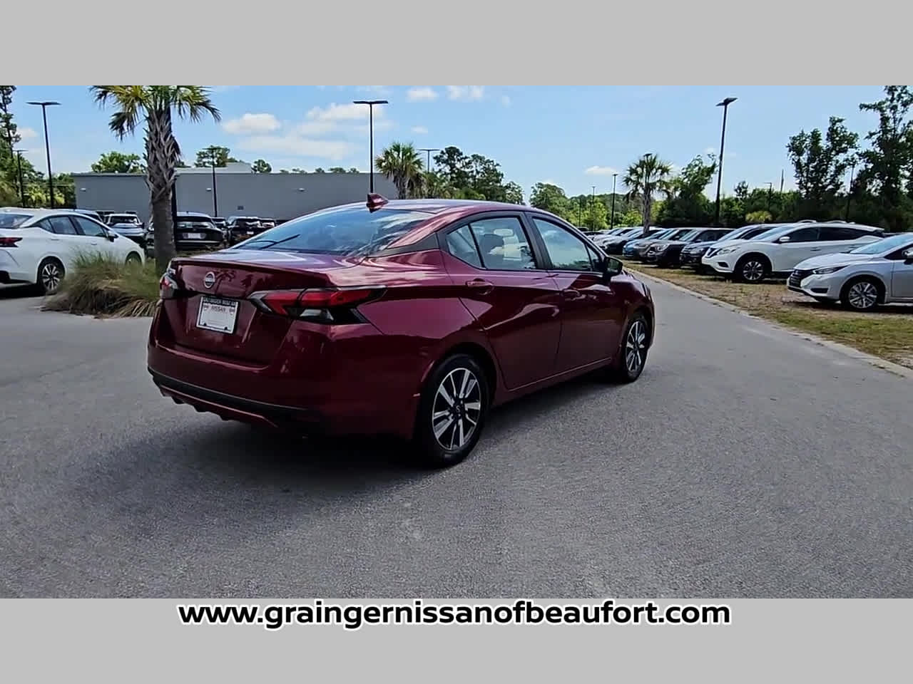 2025 Nissan Versa SV