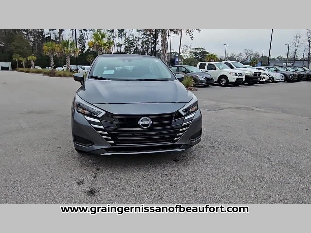 2025 Nissan Versa SV