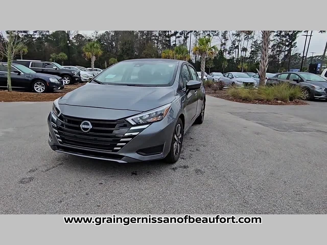 2025 Nissan Versa SV