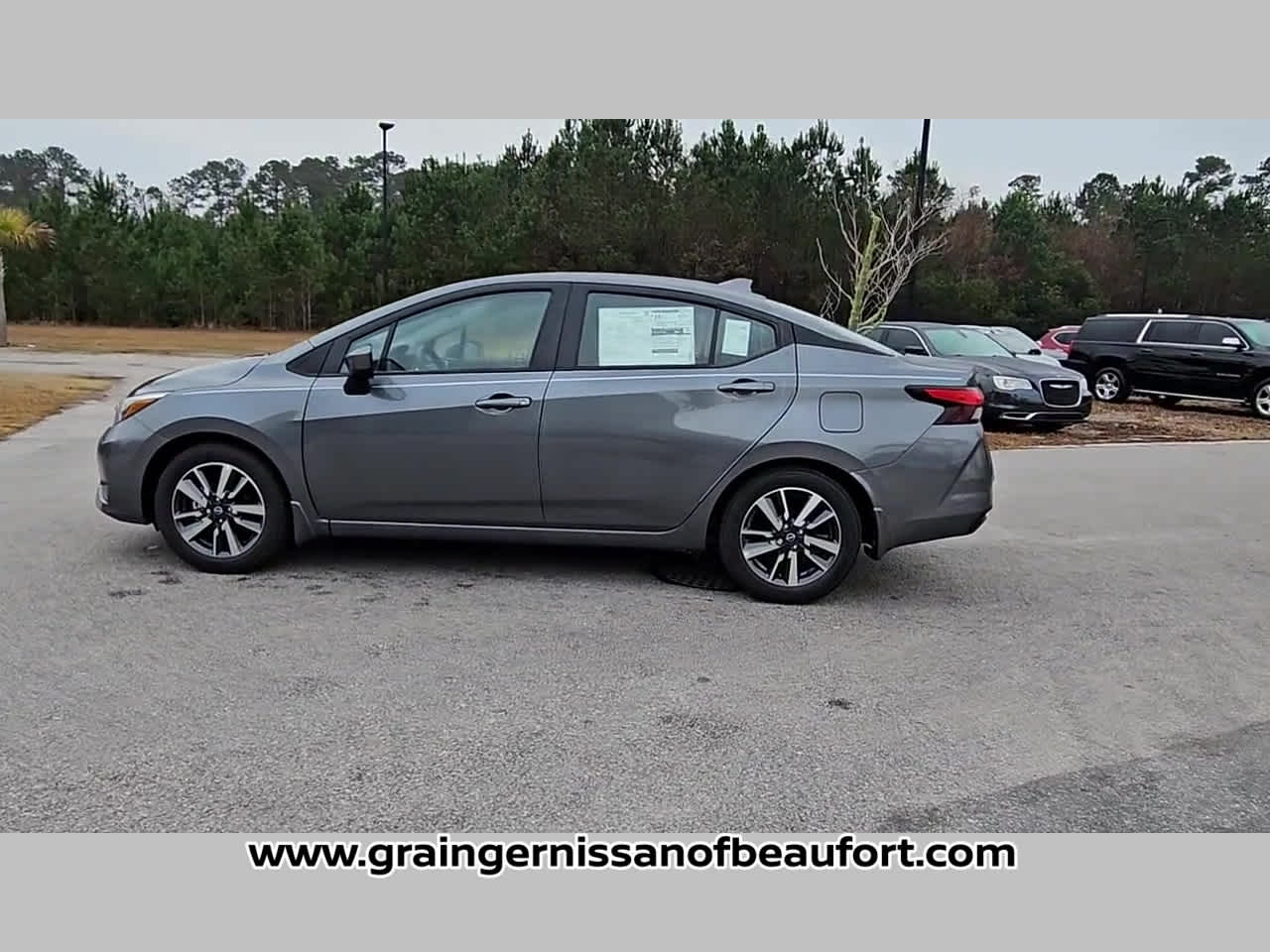 2025 Nissan Versa SV