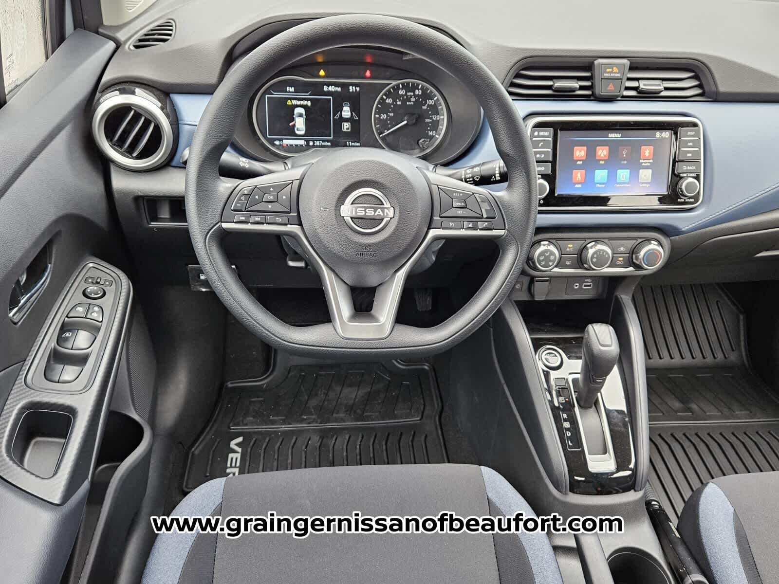 2025 Nissan Versa SV