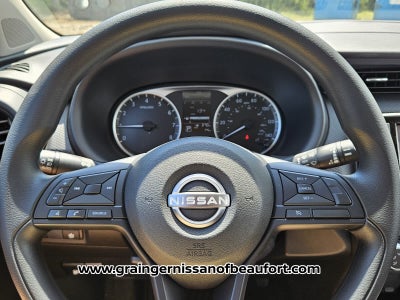 2025 Nissan Kicks Play S