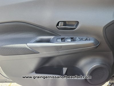 2025 Nissan Kicks Play S