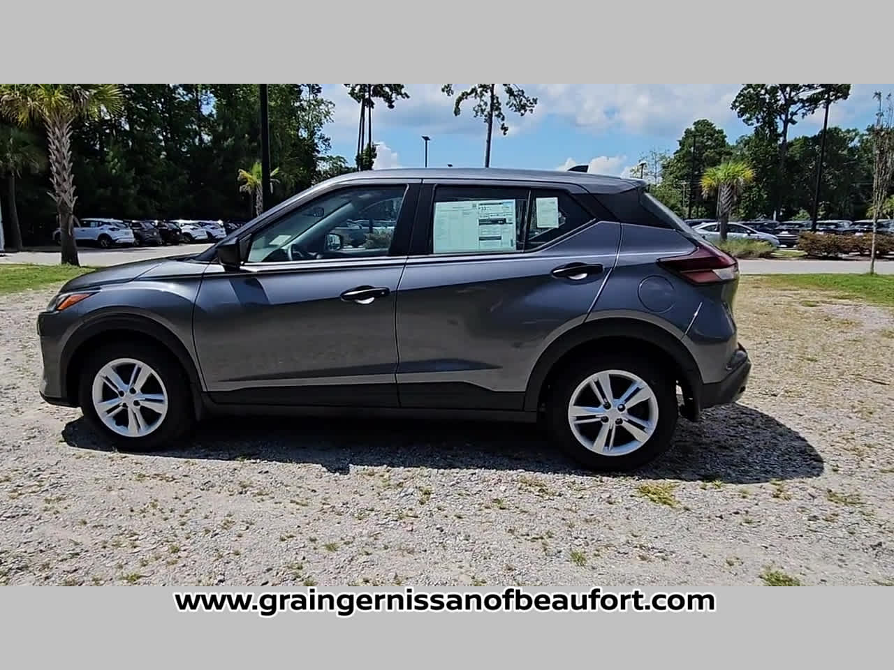 2025 Nissan Kicks Play S