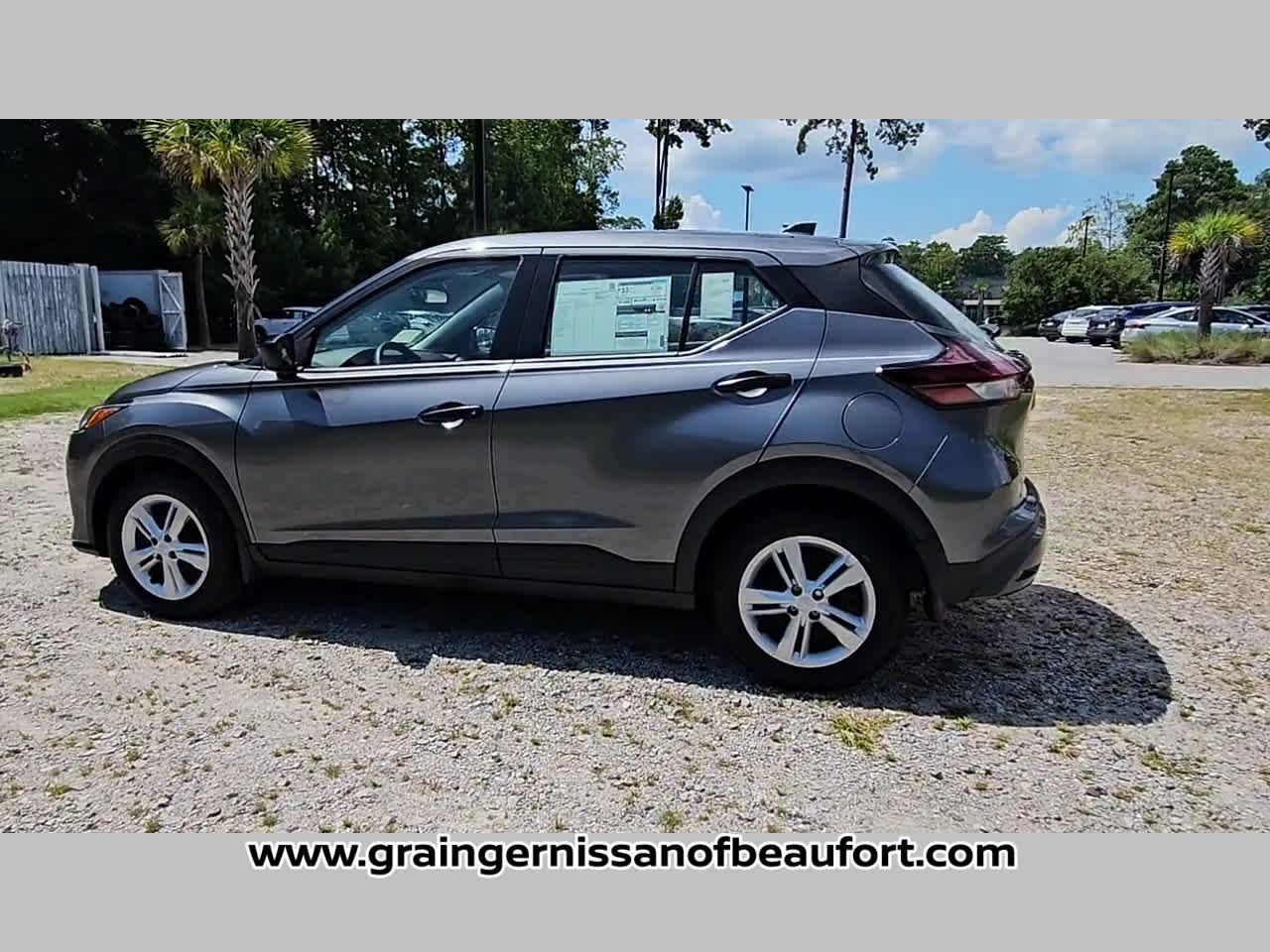 2025 Nissan Kicks Play S