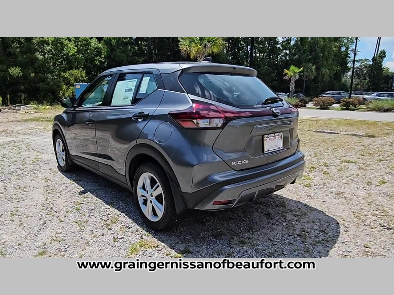 2025 Nissan Kicks Play S