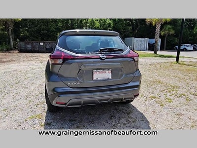 2025 Nissan Kicks Play S