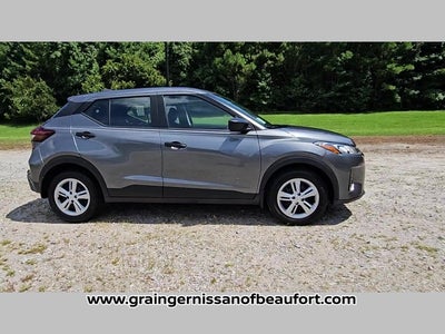 2025 Nissan Kicks Play S