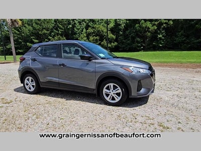 2025 Nissan Kicks Play S