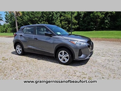 2025 Nissan Kicks Play S