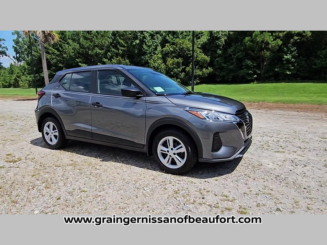 2025 Nissan Kicks Play S