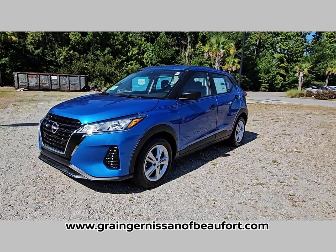 2025 Nissan Kicks Play S