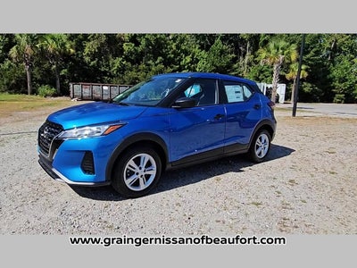 2025 Nissan Kicks Play S