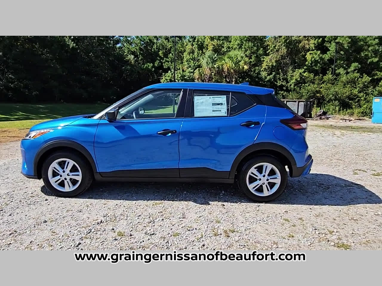 2025 Nissan Kicks Play S