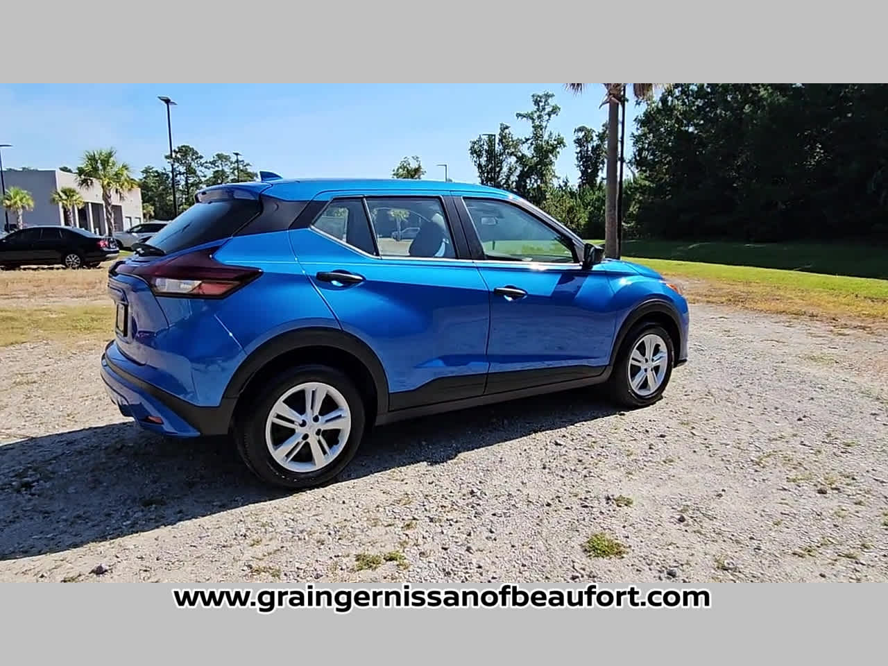 2025 Nissan Kicks Play S