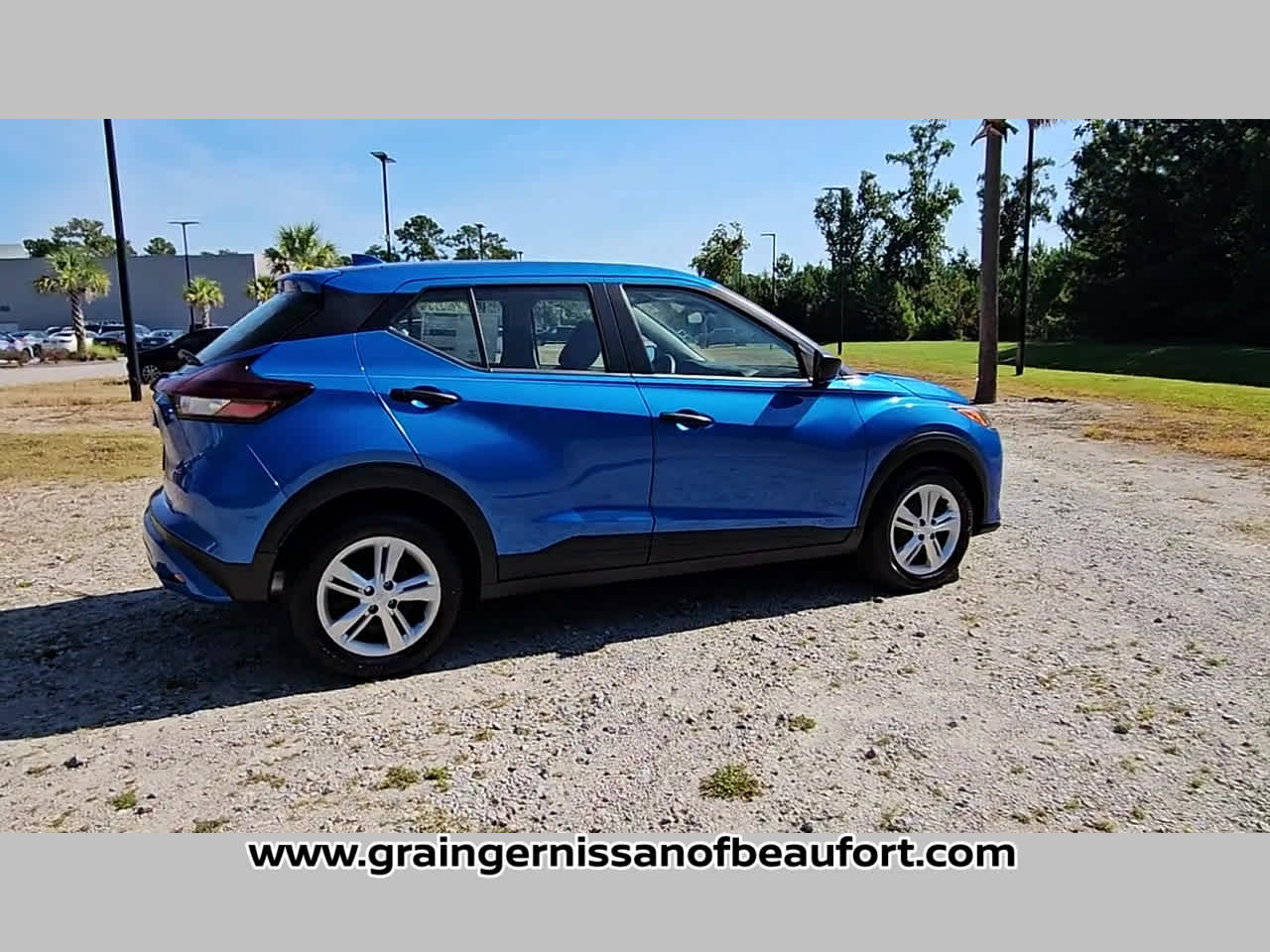 2025 Nissan Kicks Play S