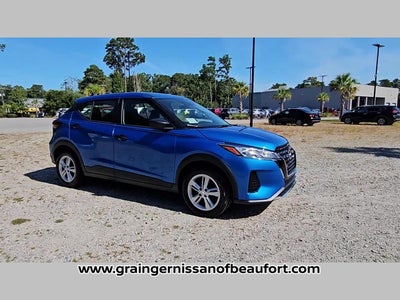 2025 Nissan Kicks Play S