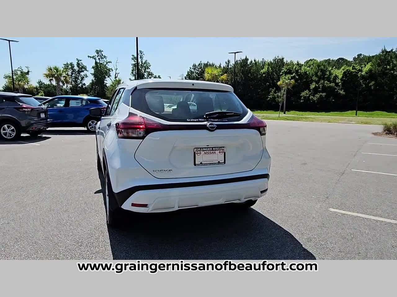 2025 Nissan Kicks Play S