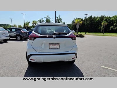 2025 Nissan Kicks Play S