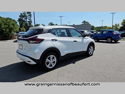 2025 Nissan Kicks Play S