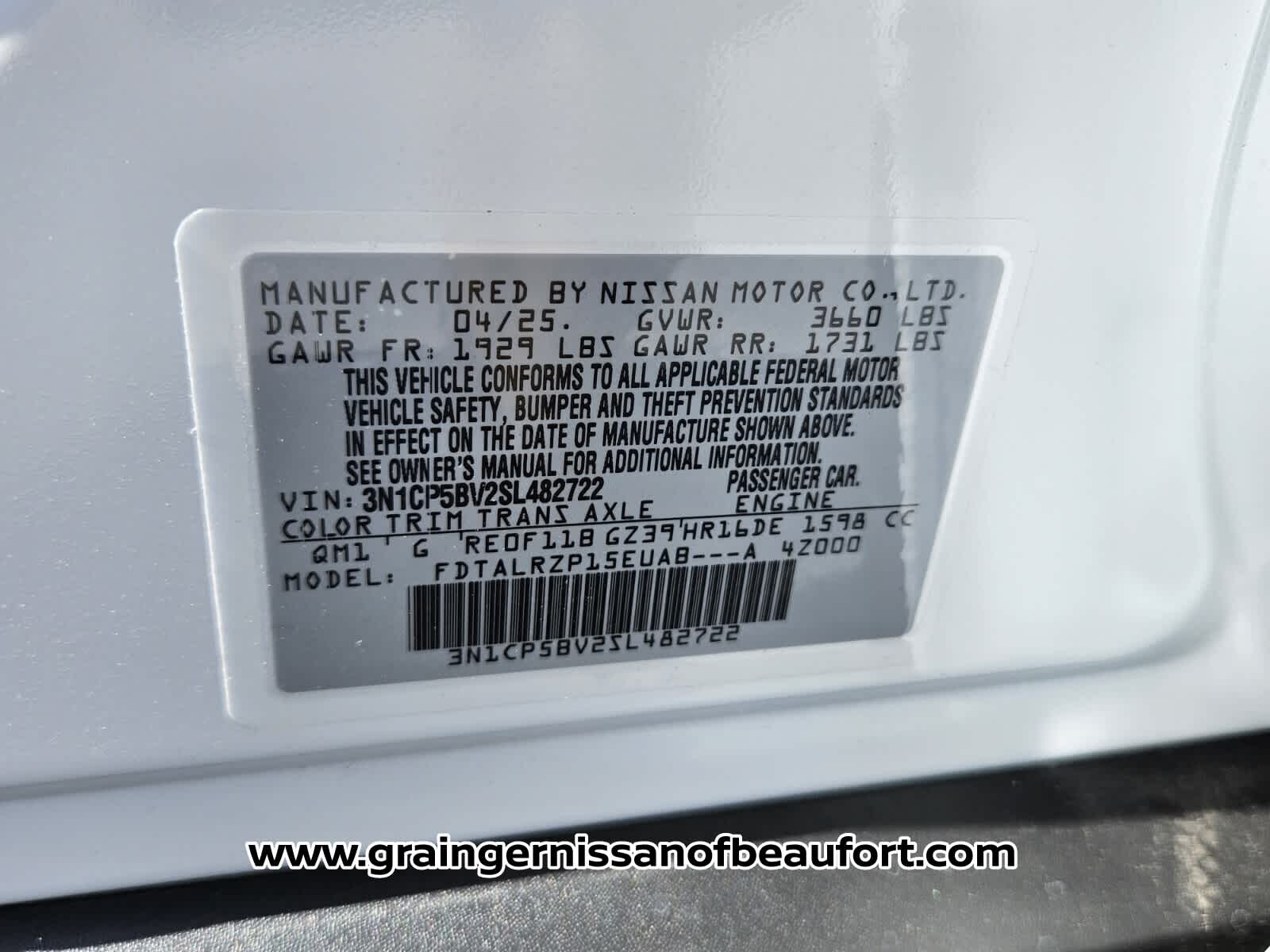 2025 Nissan Kicks Play S