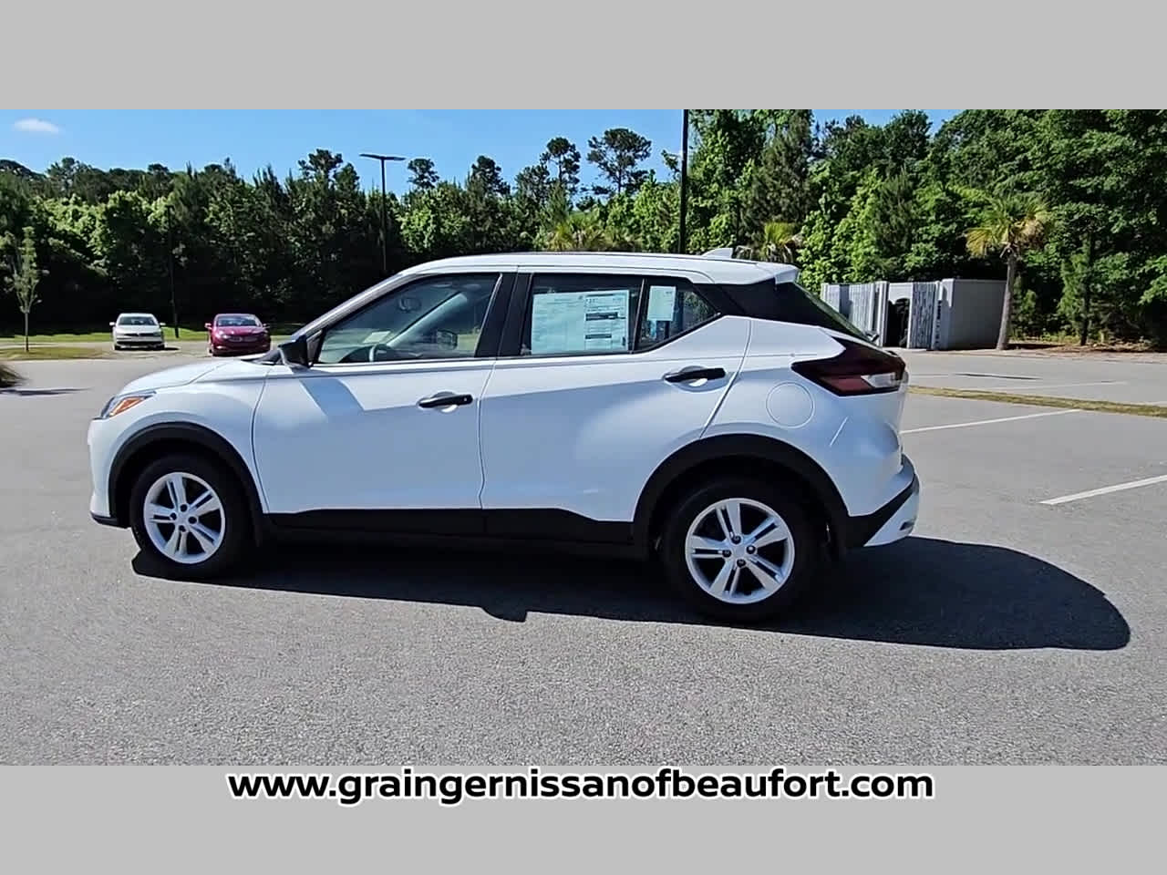 2025 Nissan Kicks Play S