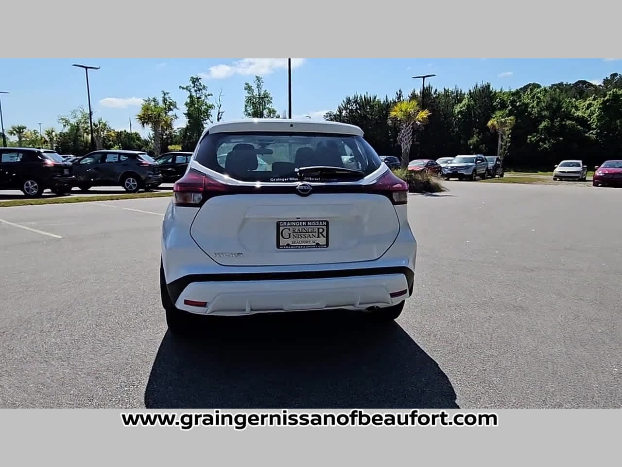 2025 Nissan Kicks Play S