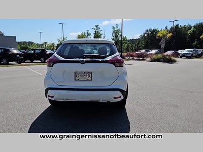 2025 Nissan Kicks Play S