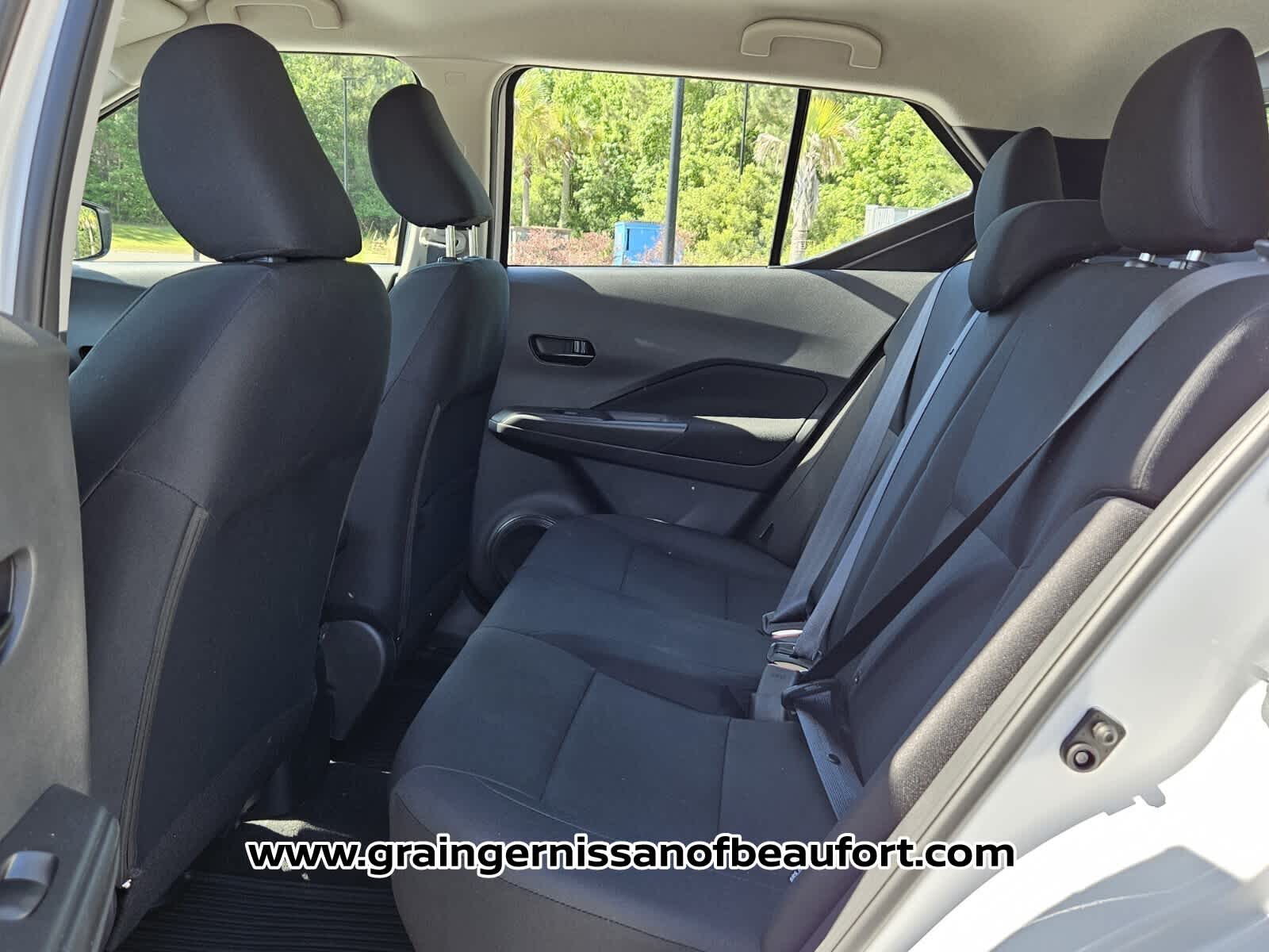 2025 Nissan Kicks Play S