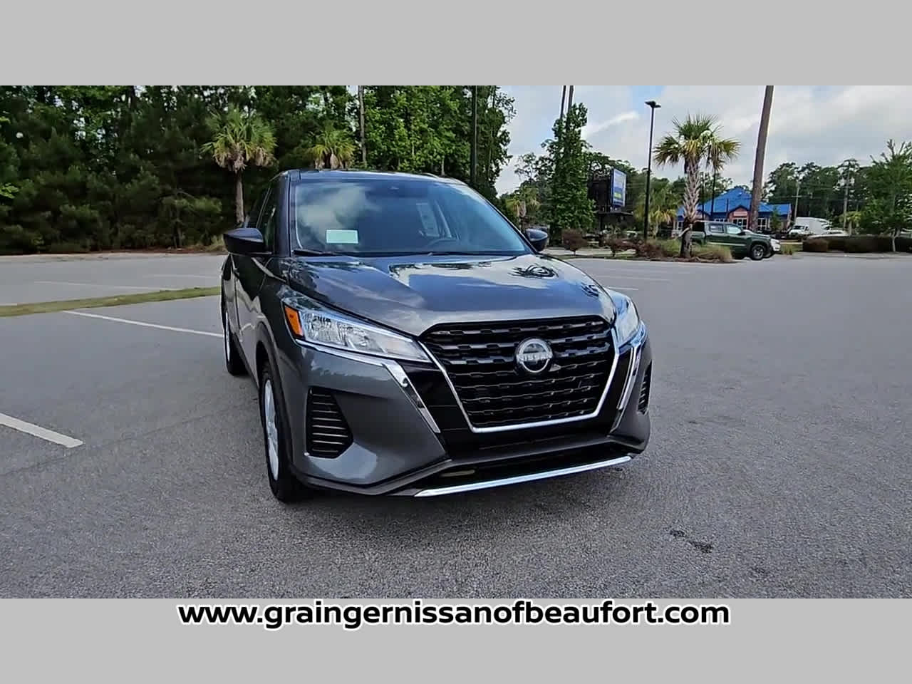 2025 Nissan Kicks Play S