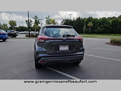 2025 Nissan Kicks Play S