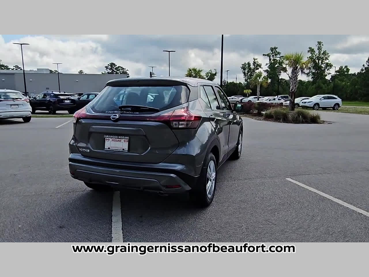 2025 Nissan Kicks Play S