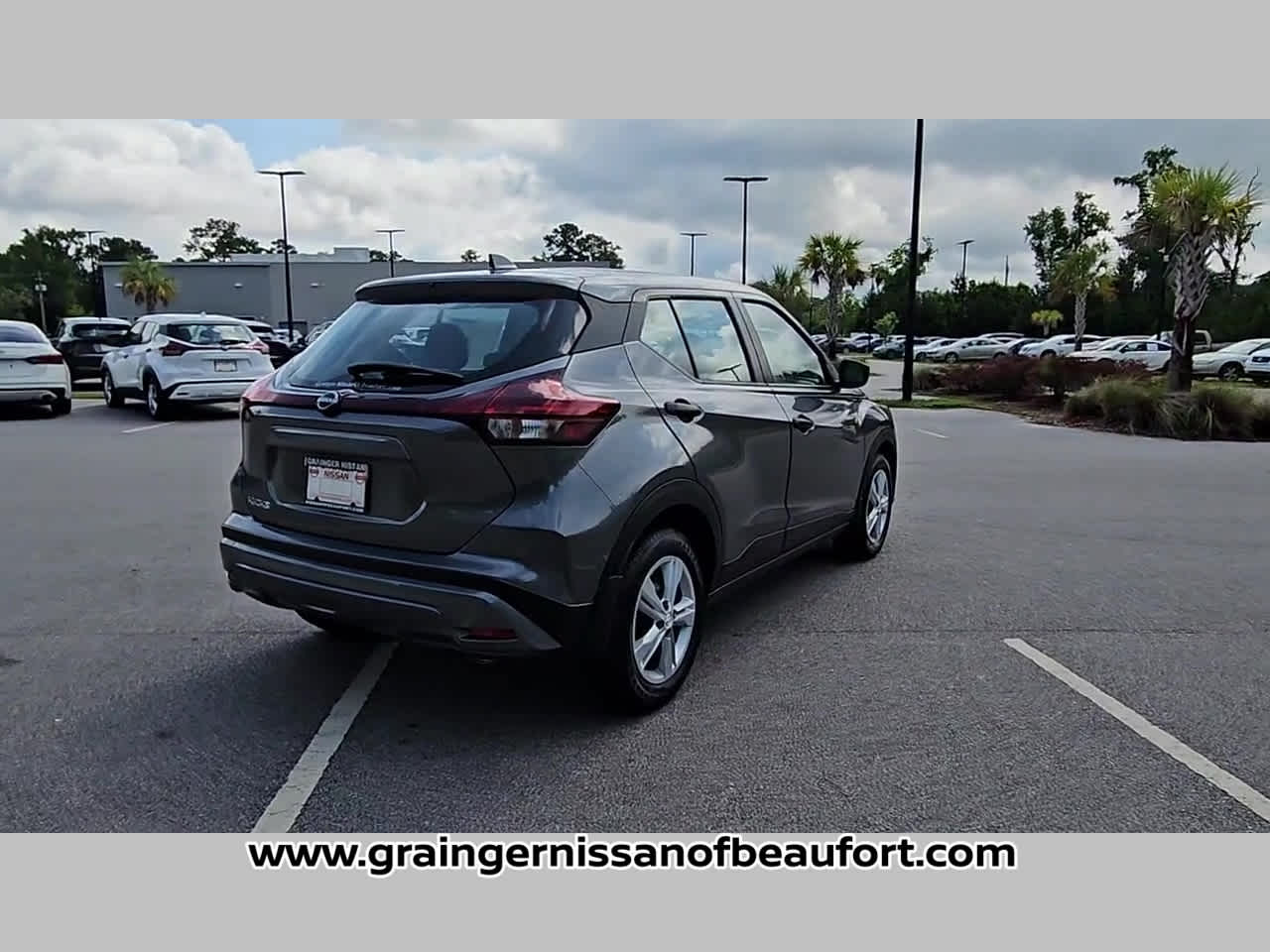 2025 Nissan Kicks Play S