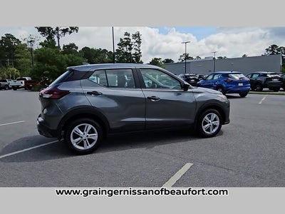 2025 Nissan Kicks Play S