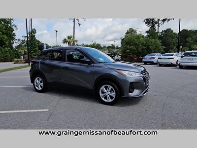 2025 Nissan Kicks Play S