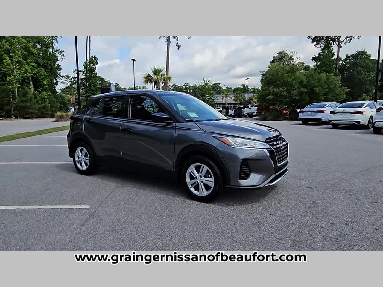 2025 Nissan Kicks Play S