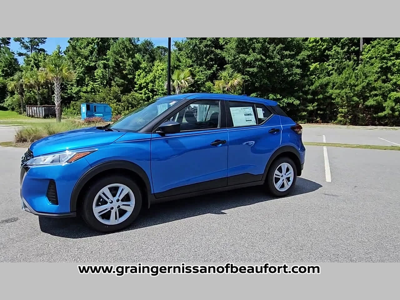 2025 Nissan Kicks Play S